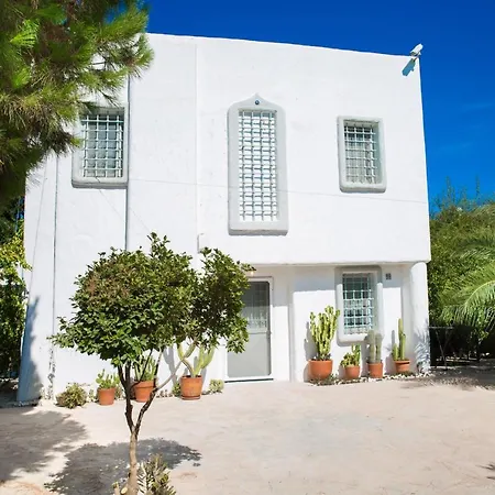Important Group Bd461 5 Bedroomed Villa