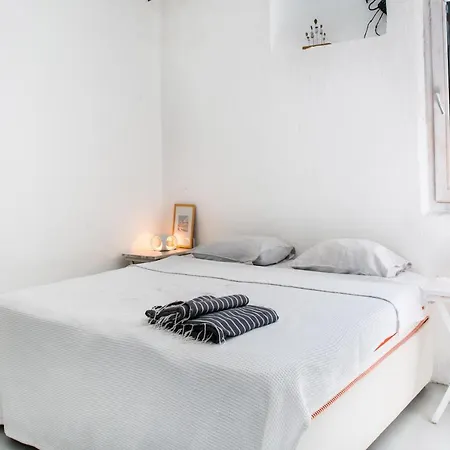 Important Group Bd461 5 Bedroomed Bitez