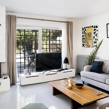 Important Group Bd461 5 Bedroomed Villa Bitez